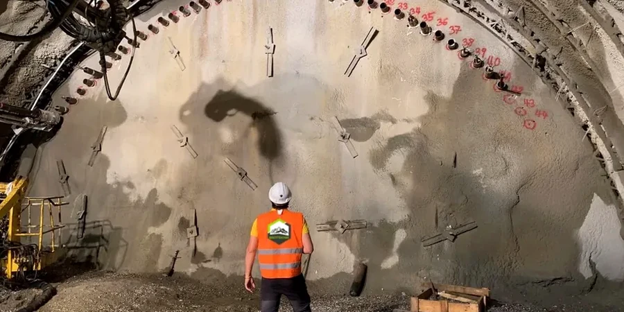 Control de Excavaciones Profundas en La Pintana: Instrumentación y Seguimiento Técnico